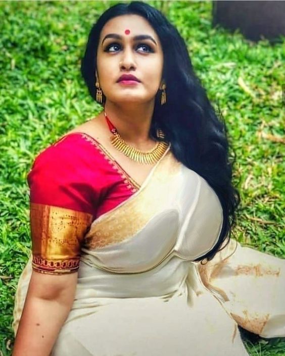 gadrayi manju ki chudai gadrayi manju ki chudai