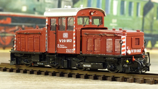 V29-952-4