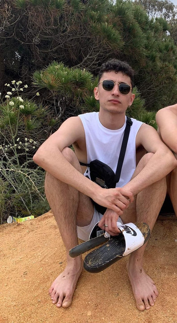feet
