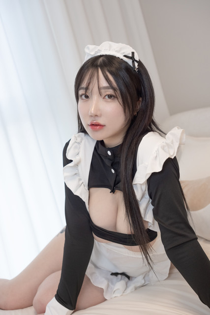 030