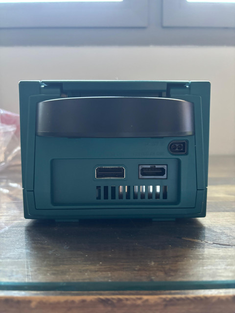 gamecube atras.jpg