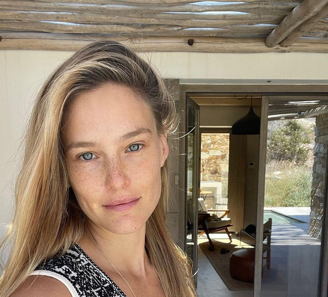 Bar-Refaeli-11.jpg