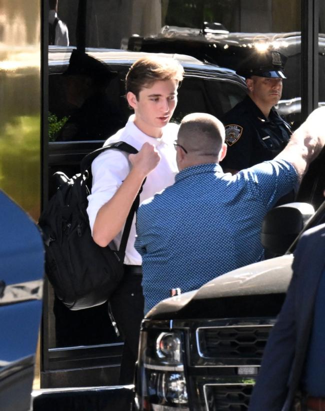 La joven de 18 años comenzó clases en la Universidad de Nueva York en septiembre.El New York Post