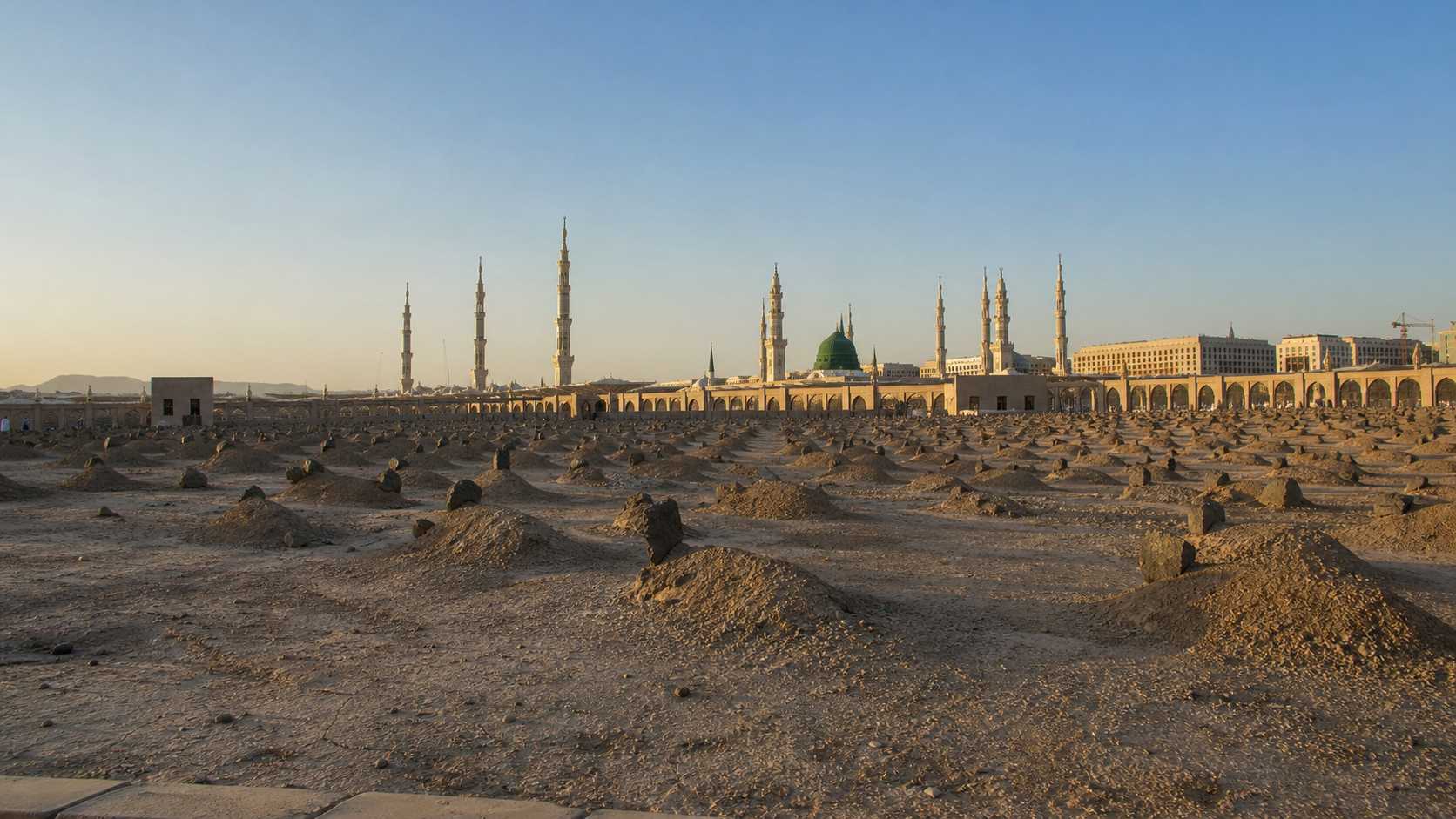 مقبرة البقيع في المدينة المنورة شرق المسجد النبوي