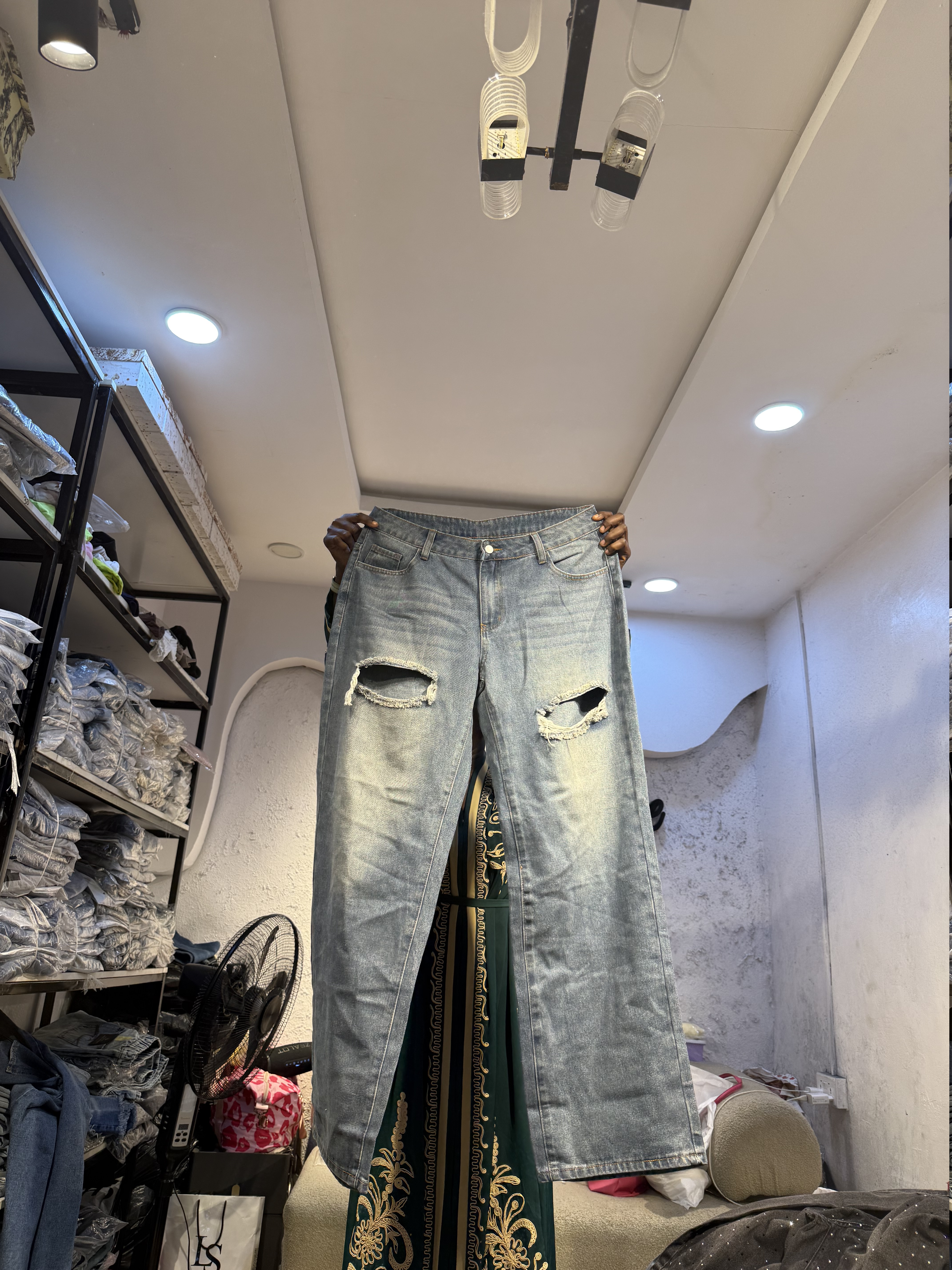 Waist 36