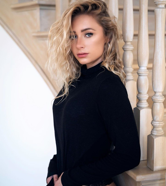 Emma-Toth-1.jpg