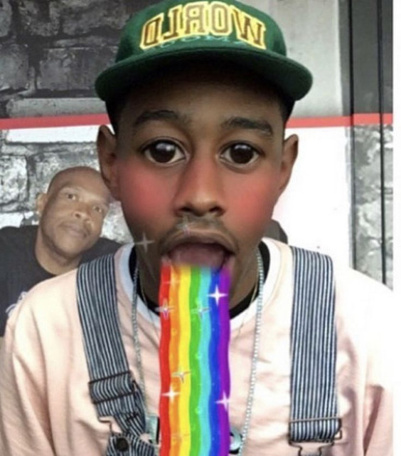 tylersleftasscheek