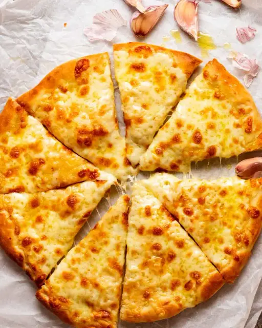 Garlic-cheese-pizza-9