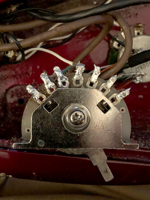 7-lug-switch-7086
