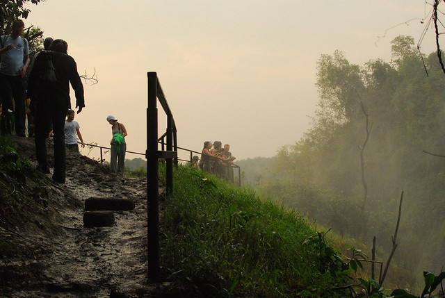 Murchison-Falls-viewpoint-by-Michell-Zappa.jpg