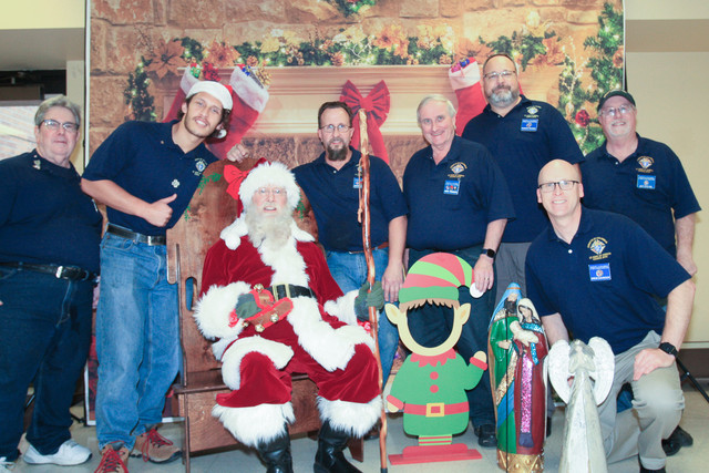 Santa2023-203.jpg