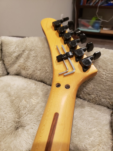 Baretta-neck