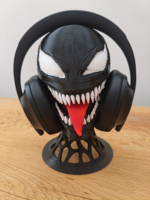 https://i.ibb.co/ds46PzcK/casque-venom-3.jpg