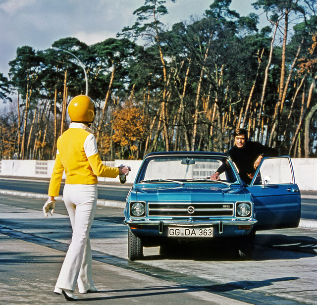 Opel-17379