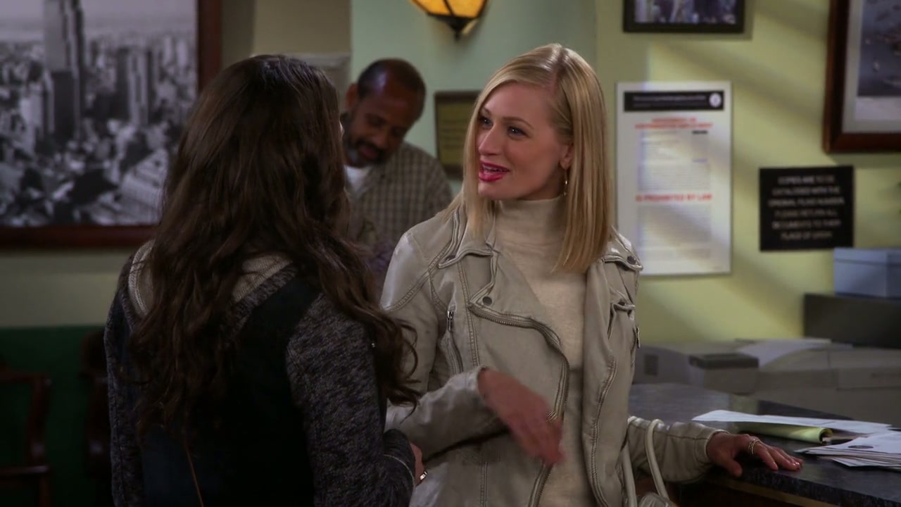 2 Broke Girls Screenshot