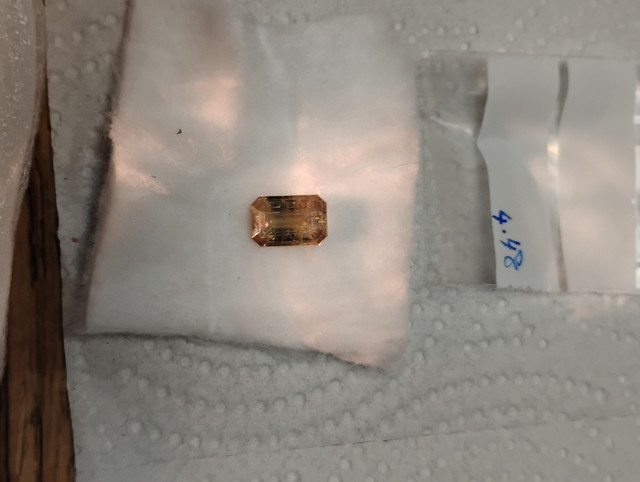 4 48ct Zultanite Mixed Lighting.jpg