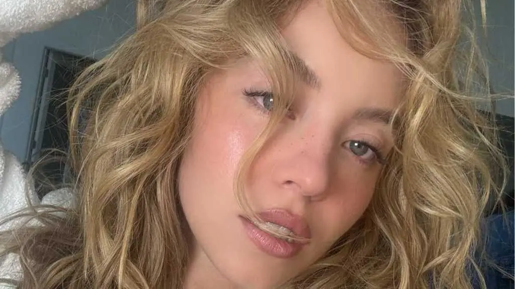 Sydney Sweeney Stuns in Minimalist Bikini Photos