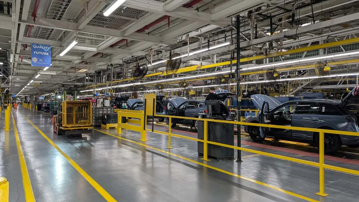 Ford lansează un nou hibrid accesibil, inspirat de clasicul Escape