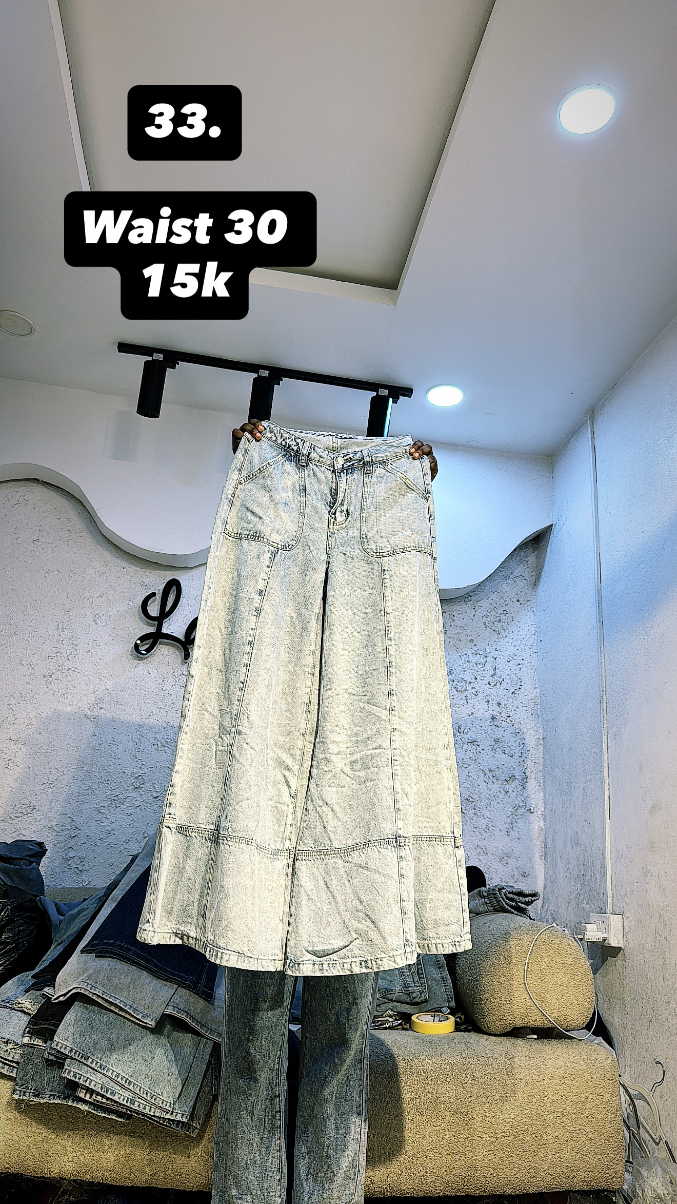 Waist 30