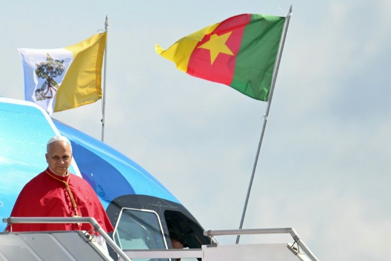 Illustration - Léon XIV atterrit au Cameroun : ce que le pape peut dire — et ne peut pas dire — à Paul Biya