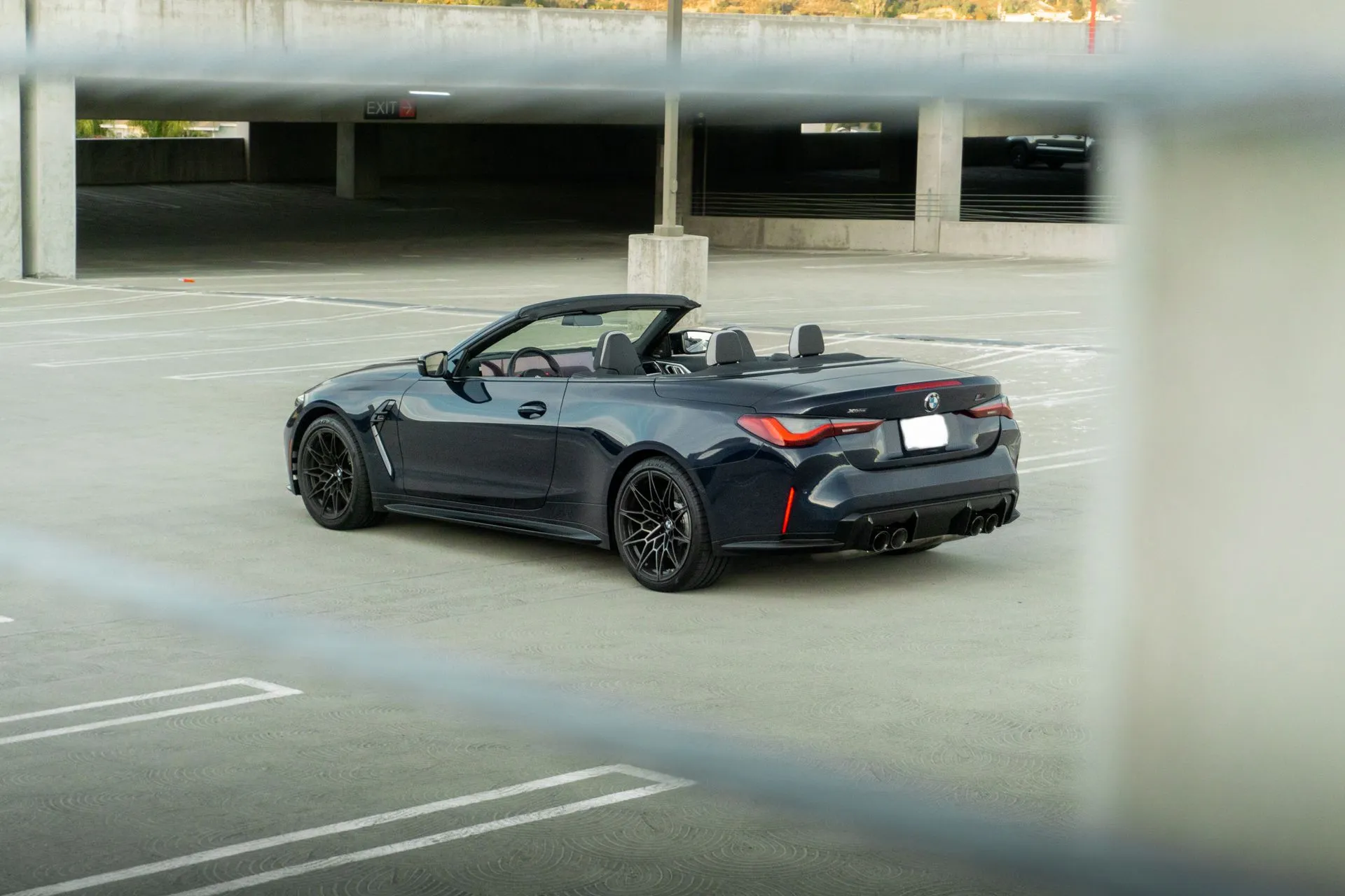 BMW M4 Competition Convertible photo 3