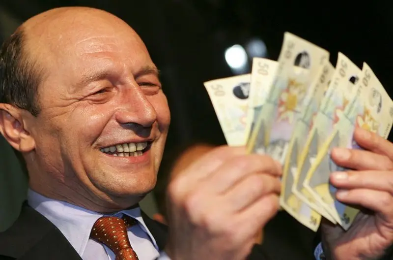 Băsescu critică Guvernul Bolojan: „Și mie mi-au tăiat pensia”