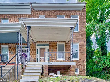 Exterior Brick Entrance & Steps