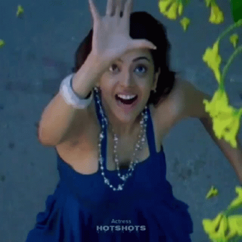 [Image: kajal-agarwal-bouncing-boobs.gif]