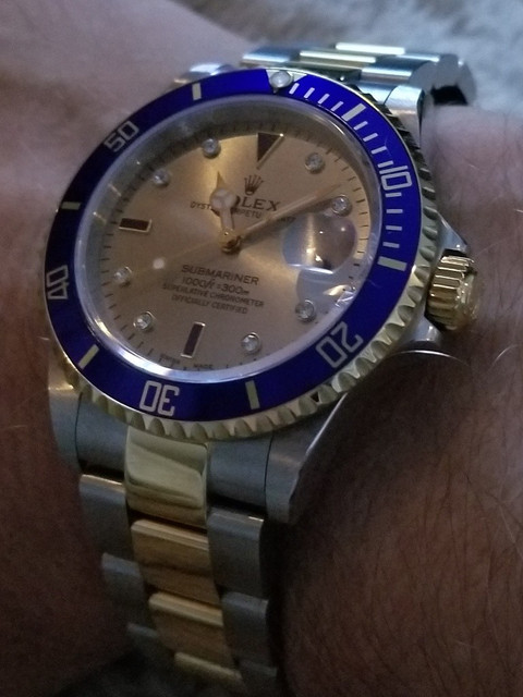 15724755621121