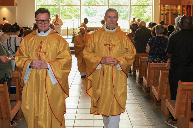 Fr-Ignatius25th-089