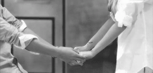 f7a760e899a0a0b7abdb79ba4c788d09.gif