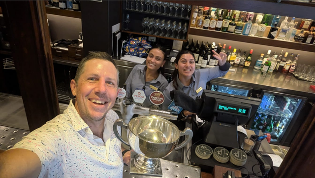 bar