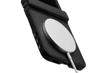 Superior Protection for New Galaxy Foldables