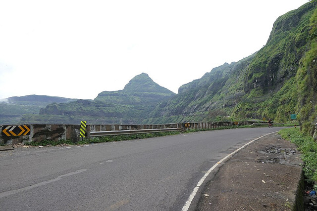Malshej Ghat.jpg