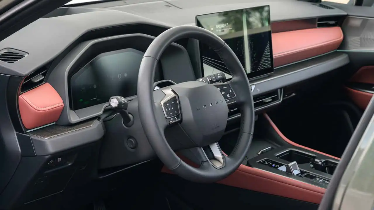Lexus nx 2026 foto (13)