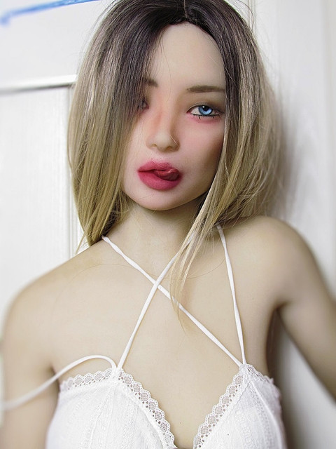 Oksana 3