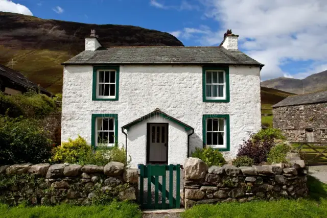 Sealladh Ghleann (Valley View).webp