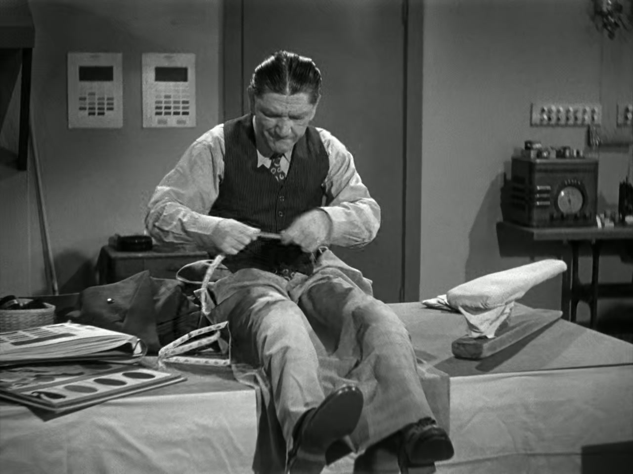Sing a Song of Six Pants Screenshot