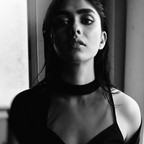 Mrunal Thakur (5) Copy