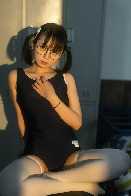 午间更衣室 (1).png