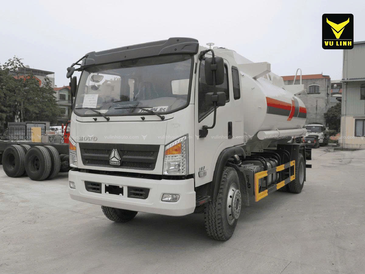 Xe quét đường HOWO 4x2
