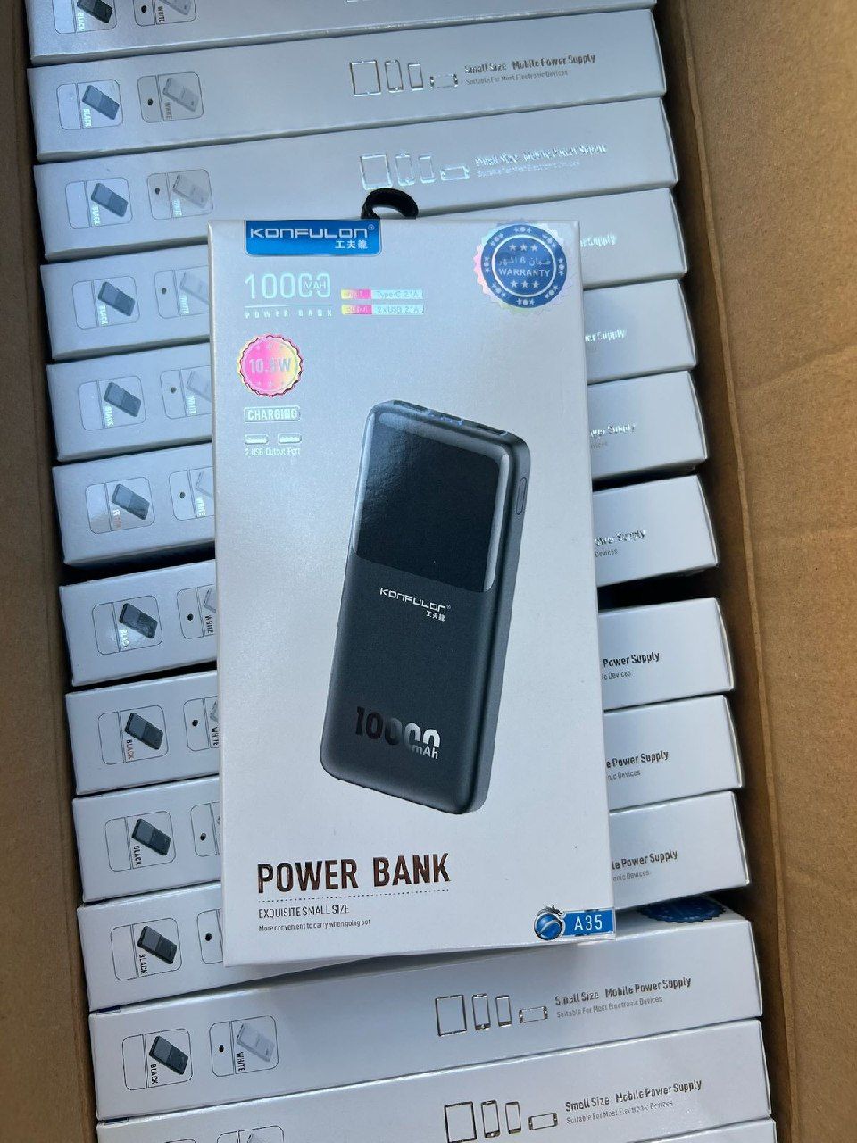 بنك طاقة كونفولون (KONFULON) موديل A35 - سعة 10000mAh وحجم صغير أنيق