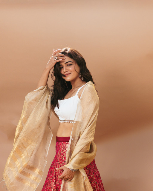 Wamiqa Gabbi (8)