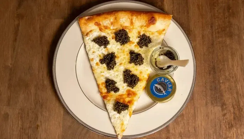 Pizza cu caviar: delicatesa surpriză din Philadelphia