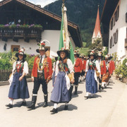 2003 06 001