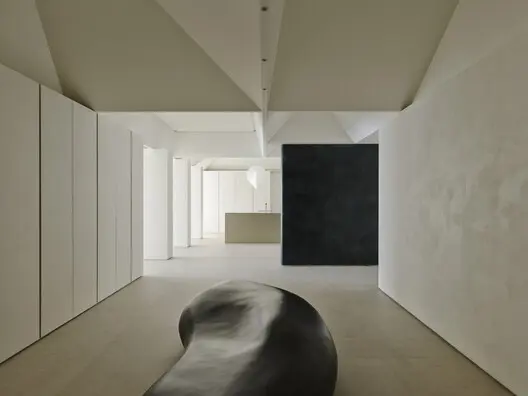 Waterfrom Design reimaginează Curio Residence după două decenii de parteneriat cu clienții
