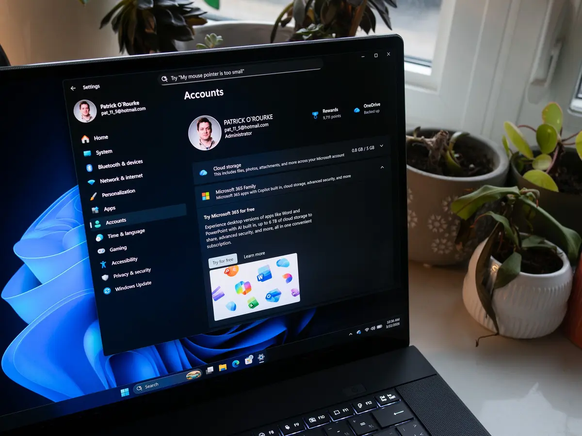 Refreshing File Explorer Now a Right-Click Option