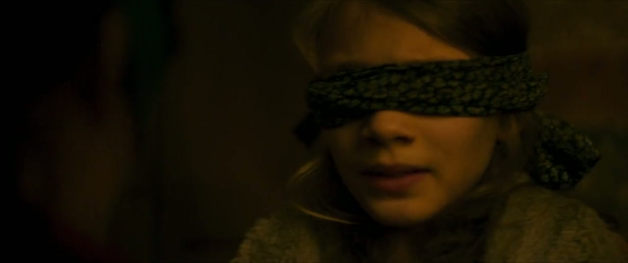 Bird Box Barcelona Screenshot