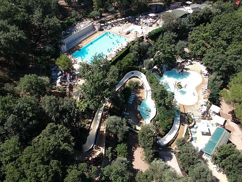 Vallicella Glamping Resort - Vallicella River zwembad - Glamping Toscane - www.LuxeTentHuren.nl
