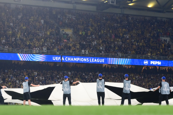 Πακέτο εισιτηρίων για το Champions League - Εκπτωση 25% στους κατόχους διαρκείας